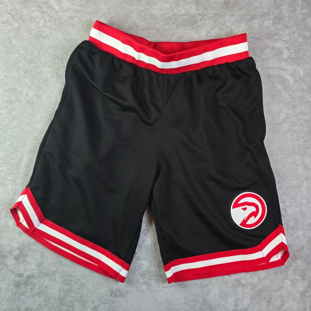 NBA Atlanta Hawks Basketball Shorts Mens Medium Black Red Mesh Retro Sporty